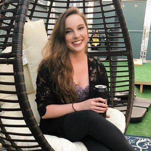 Meet your Posher, Crystal